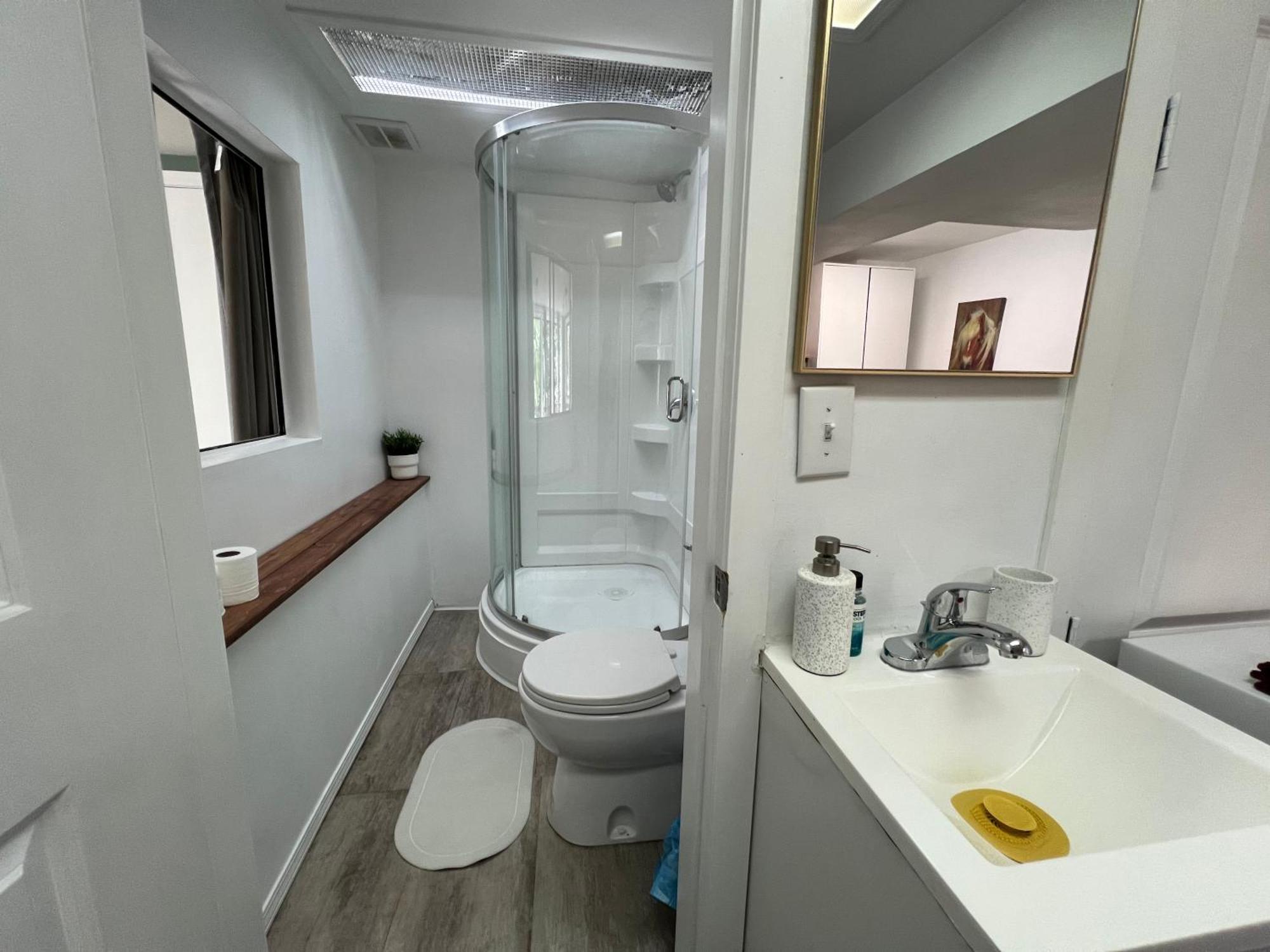 Creekside Private Suite شمال فانكوفر المظهر الخارجي الصورة
